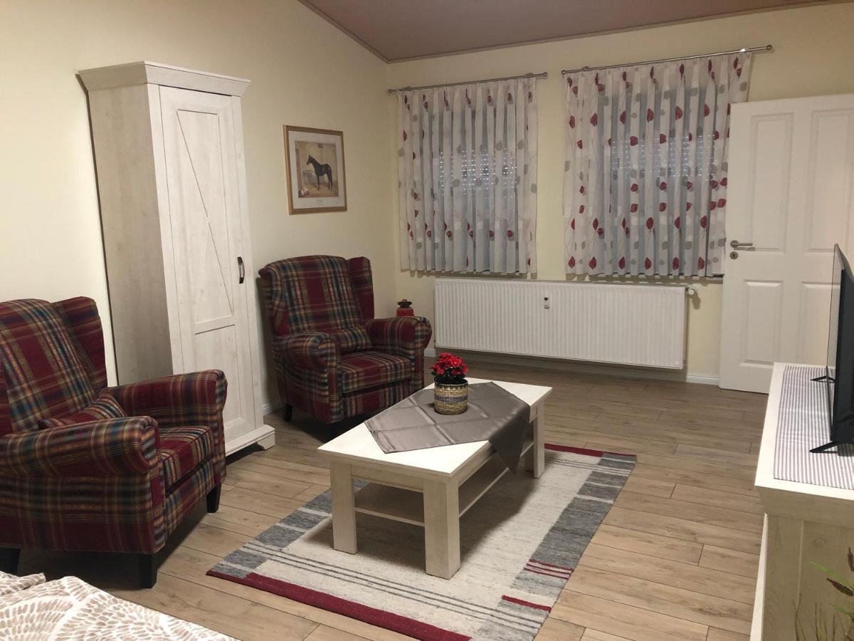 Ferienapartments Reitanlage Schenksolz Schenklengsfeld Экстерьер фото